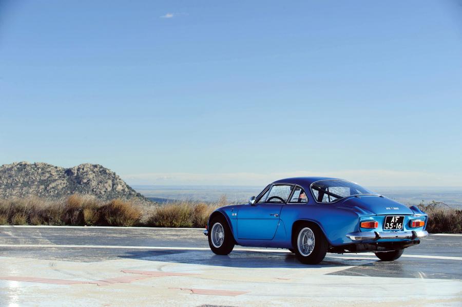  Renault Alpine A110 1600S 1972 года  (фото 14 из 20)
